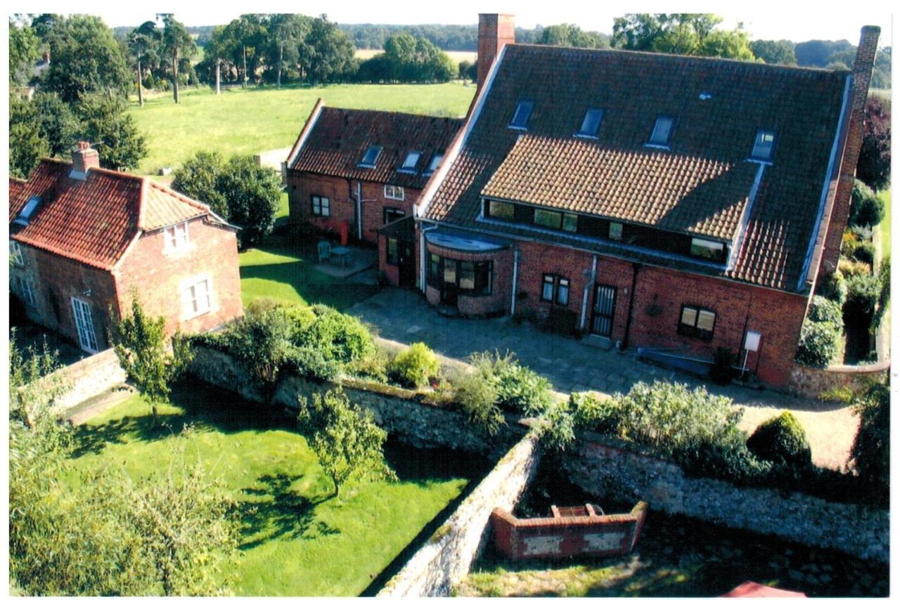 Dairy Cottage Cockley Cley ภายนอก รูปภาพ